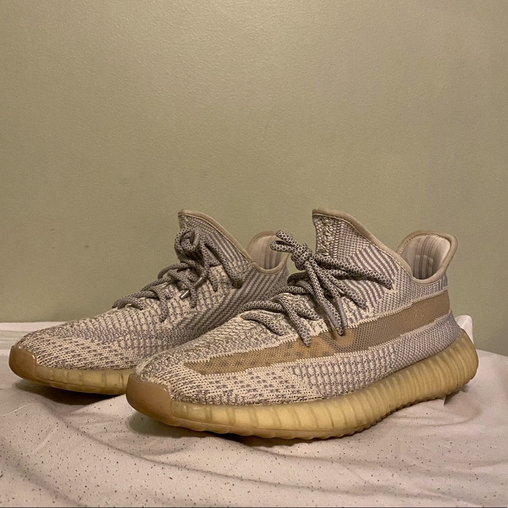 Yeezy Boost 350 V2 Lundmark Size 10.5 Mens